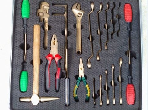 點擊查看詳細(xì)信息<br>標(biāo)題：無火花工具組 閱讀次數(shù)：7849