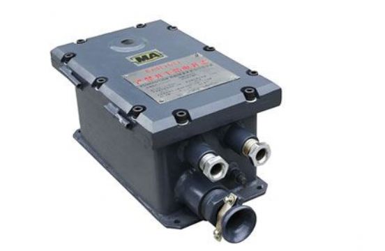 點(diǎn)擊查看詳細(xì)信息<br>標(biāo)題：礦用150W隔爆電源箱 閱讀次數(shù)：2206