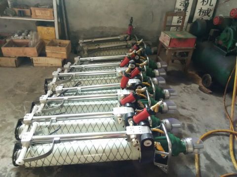 點(diǎn)擊查看詳細(xì)信息<br>標(biāo)題：MQT-120/2.8型氣動(dòng)錨桿鉆機(jī)15898635797 0537-3202711 閱讀次數(shù)：51046