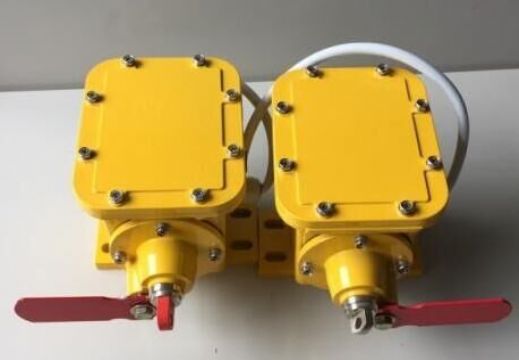 點(diǎn)擊查看詳細(xì)信息<br>標(biāo)題：江蘇GVY-2K縱向撕裂保護(hù)裝置 閱讀次數(shù)：2351